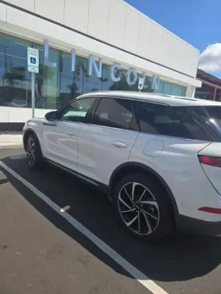 Lincoln Corsair 2023 Reserve 4dr SUV