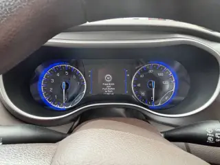 2021 Chrysler Voyager LX