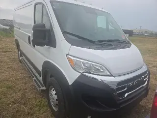 Ram ProMaster 2025 Tradesman 2500 136 WB 3dr Low Roof Cargo Van w/o Passenger Seat