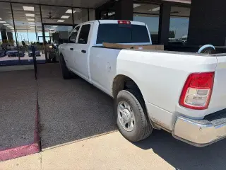 Ram 2500 2022 4x4 Tradesman 4dr Crew Cab 8 ft. LB Pickup