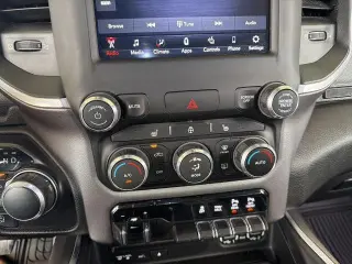 Ram 1500 2019 4x4 Big Horn 4dr Crew Cab 5.6 ft. SB Pickup