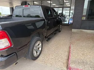Ram 1500 2019 4x4 Big Horn 4dr Crew Cab 5.6 ft. SB Pickup