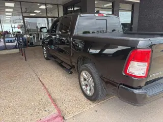Ram 1500 2019 4x4 Big Horn 4dr Crew Cab 5.6 ft. SB Pickup