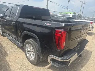 GMC Sierra 1500 2019 4x4 SLT 4dr Crew Cab 5.8 ft. SB