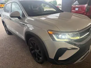 Volkswagen Taos 2022 SEL 4dr SUV
