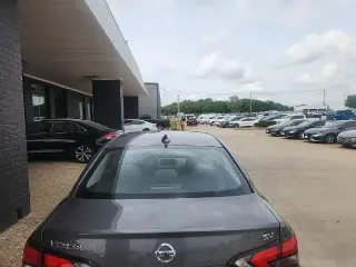 Nissan Versa 2021 SV 4dr Sedan