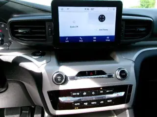 Ford Explorer 2023 AWD XLT 4dr SUV