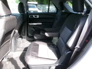 Ford Explorer 2023 AWD XLT 4dr SUV