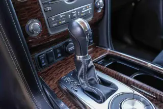 Nissan Armada 2019 4x2 SV 4dr SUV