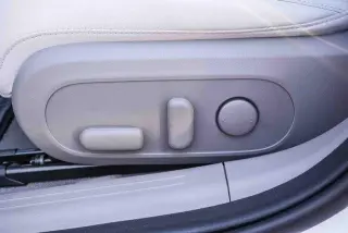 Hyundai IONIQ 6 2023 Limited 4dr Sedan