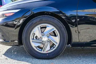 Hyundai ELANTRA 2026 SE 4dr Sedan