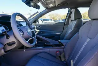 Hyundai ELANTRA 2026 SE 4dr Sedan