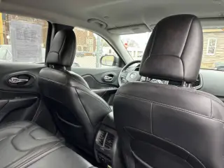 2019 Jeep Cherokee Trailhawk Elite