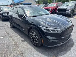 Ford Mustang Mach-E 2025 Premium 4dr SUV