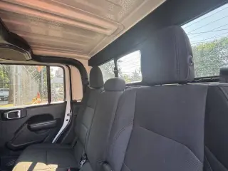 2022 Jeep Gladiator Willys