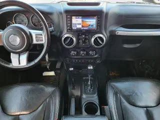 Jeep Wrangler Unlimited 2014 4x4 Rubicon 4dr SUV
