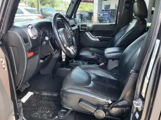 Jeep Wrangler Unlimited 2014 4x4 Rubicon 4dr SUV