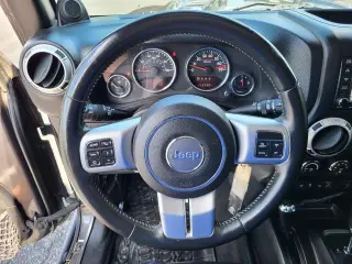 Jeep Wrangler Unlimited 2014 4x4 Rubicon 4dr SUV