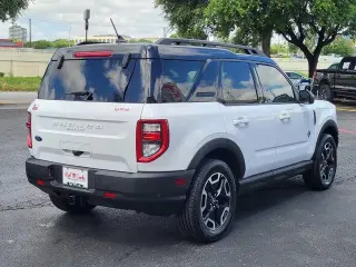 Ford Bronco Sport 2023 AWD Outer Banks 4dr SUV