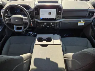 Ford F-150 2025 4x2 XLT 4dr SuperCrew 5.5 ft. SB