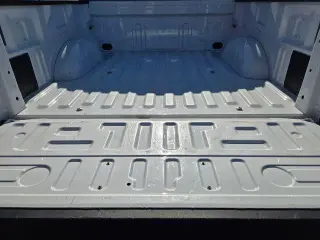 Ford F-150 2025 4x2 XLT 4dr SuperCrew 5.5 ft. SB