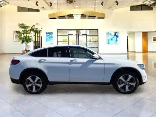 Mercedes-Benz GLC 2023 AWD GLC 300 4MATIC 4dr Coupe