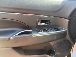 2024 Mitsubishi Outlander Sport S