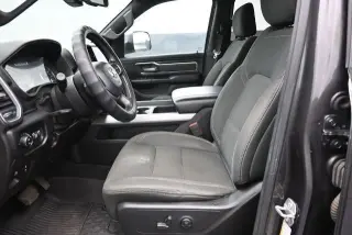 Ram 1500 2019 4x4 Big Horn 4dr Crew Cab 5.6 ft. SB Pickup
