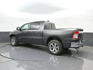 Ram 1500 2019 4x4 Big Horn 4dr Crew Cab 5.6 ft. SB Pickup