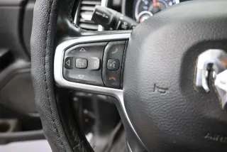 Ram 1500 2019 4x4 Big Horn 4dr Crew Cab 5.6 ft. SB Pickup