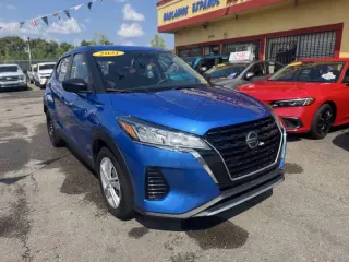 2021 Nissan Kicks S
