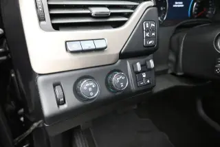 GMC Yukon XL 2018 4x4 Denali 4dr SUV