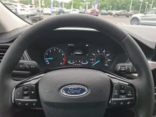 Ford Escape 2022 SE 4dr SUV