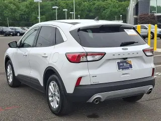 Ford Escape 2022 SE 4dr SUV