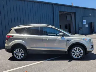 Ford Escape 2018 AWD Titanium 4dr SUV