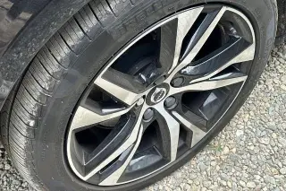 Volvo S60 2025 AWD B5 Plus 4dr Sedan