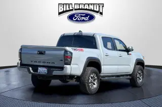 Toyota Tacoma 2021 4x4 TRD Pro 4dr Double Cab 5.0 ft SB 6M