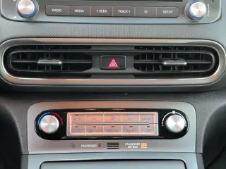 Hyundai KONA Electric 2023 SE 4dr Crossover