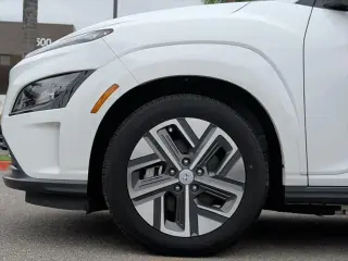 Hyundai KONA Electric 2023 SE 4dr Crossover