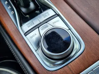Kia K900 2019 AWD Luxury 4dr Sedan