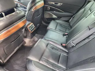 Kia K900 2019 AWD Luxury 4dr Sedan
