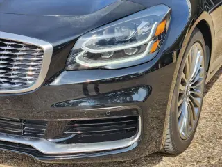 Kia K900 2019 AWD Luxury 4dr Sedan