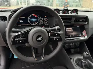 Nissan Z 2025 Sport 2dr Coupe 9A