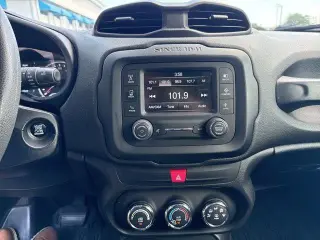 Jeep Renegade 2017 4x4 Sport 4dr SUV