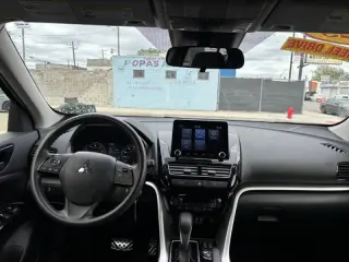 2023 Mitsubishi Eclipse Cross LE