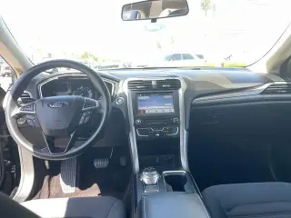 Ford Fusion 2017 SE 4dr Sedan