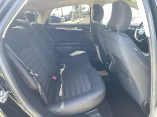 Ford Fusion 2017 SE 4dr Sedan