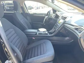 Ford Fusion 2017 SE 4dr Sedan