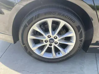 Ford Fusion 2017 SE 4dr Sedan