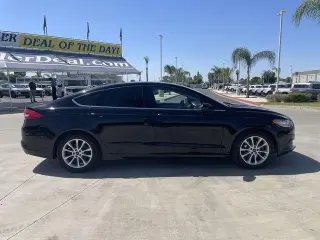 Ford Fusion 2017 SE 4dr Sedan